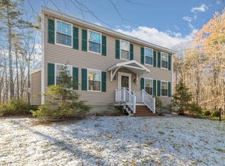 5 Canton Ct, Nottingham, NH 03290