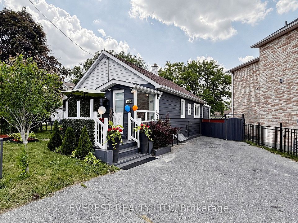 1st image of 922A Danforth Rd