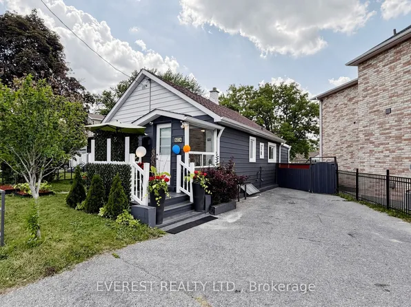 922A Danforth Rd, Toronto, ON M1K 1H9