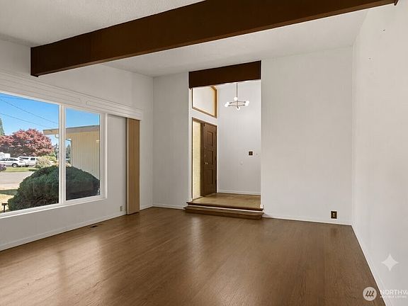 3rd image of 26607 Manchester Court
