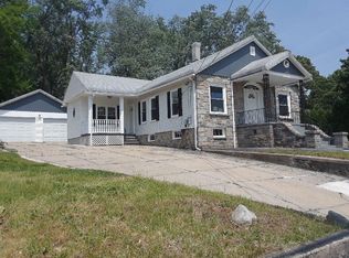 764 Cass Ave, Woonsocket, RI 02895