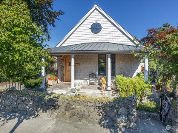810 Lawrence Street, Port Townsend, WA 98368