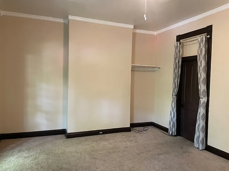 Unit Photo