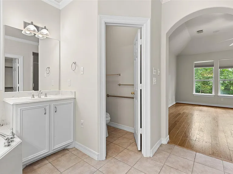 106 Lazy Springs Dr — Photo 23