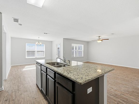 4th image of 727 Widgeon Way