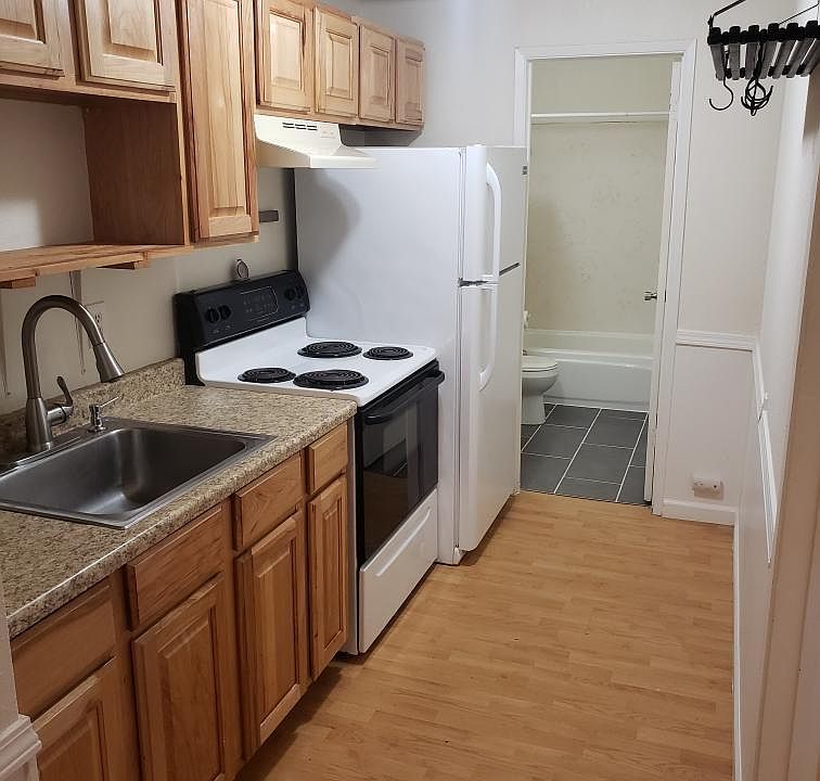 1st image of 38520 SE Newton St APT 6