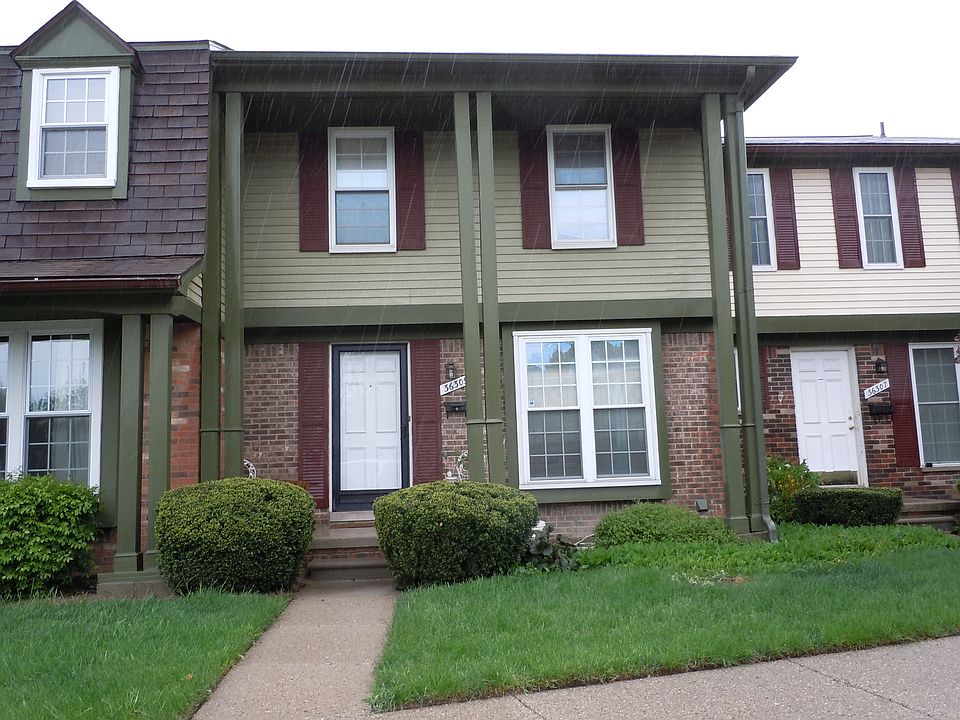 1st image of 36305 Park Place Dr