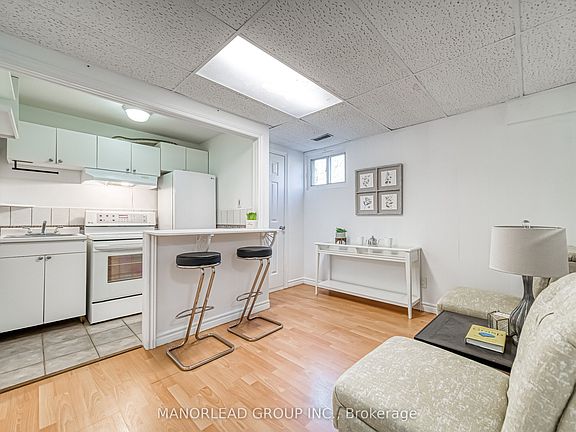 3rd image of 28 Kingslake Rd