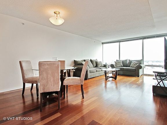 5th image of 9715 Woods Dr Unit 1409