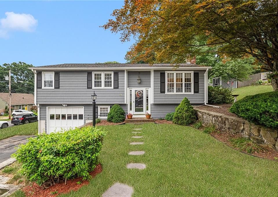 1st image of 24 Morton Ave