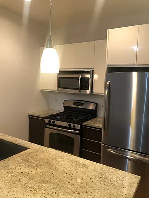 Rented by Chana Ofek, LREB | media 41