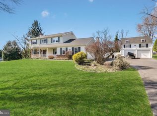 72 Springdale Rd, Warrington, PA 18976