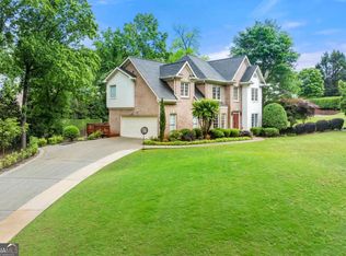 125 Forrest Lake Rd, Johns Creek, GA 30022
