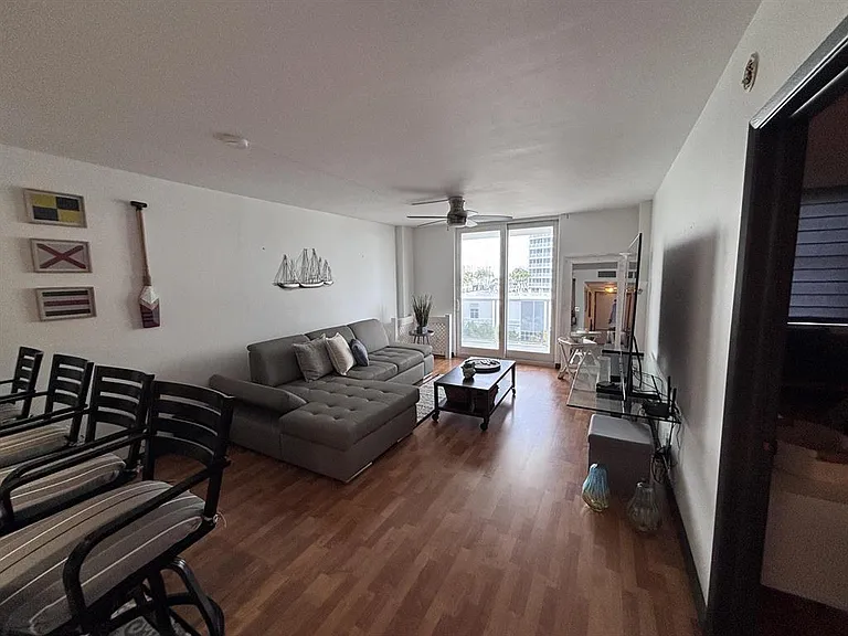336 N Birch Rd #8D — Photo 20
