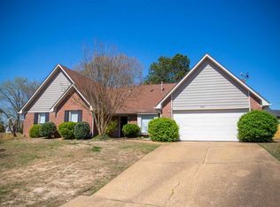 595 N Featherwind Cv, Cordova, TN 38018