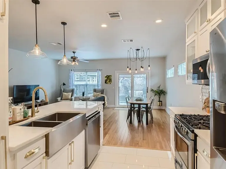 311 Blackson Ave #A — Photo 11
