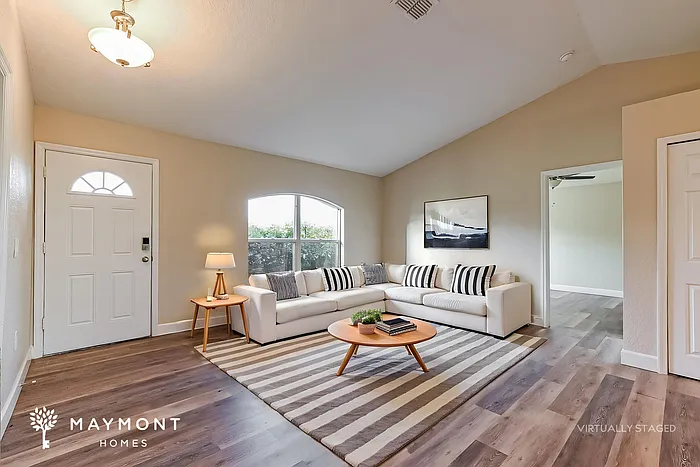 2897 Grayton St — Photo 4