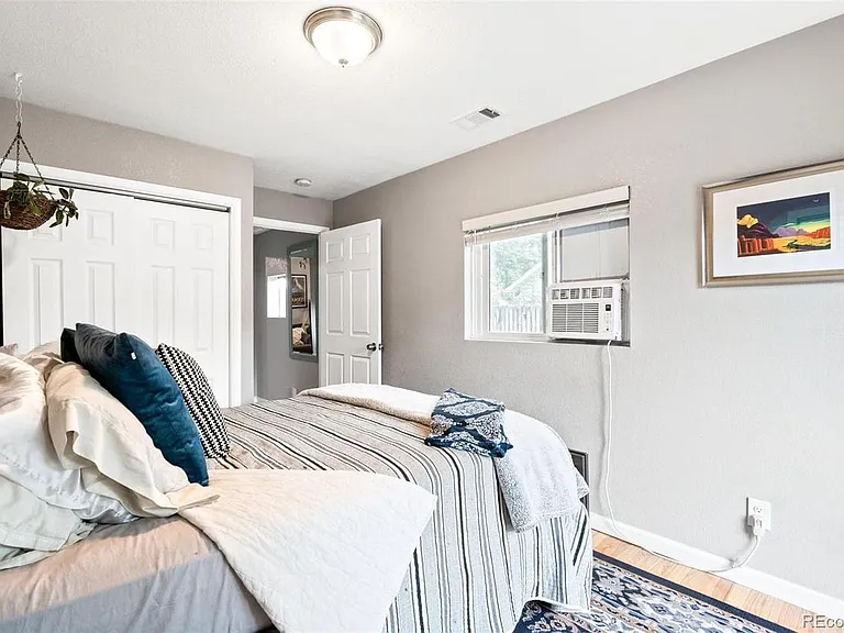 5610 Balsam St — Photo 11