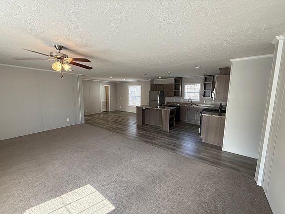 2nd image of 1692 Knollwood Bnd #33