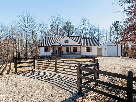 3rd image of 35 Duncan Cv