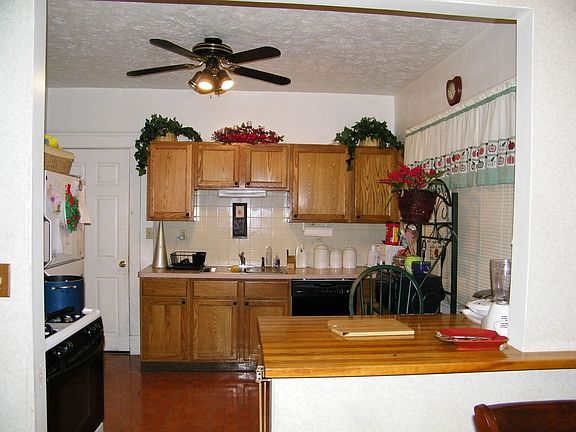 Downstairs Kitchen