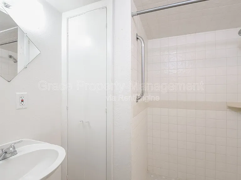 650 E Easter Ave — Photo 13