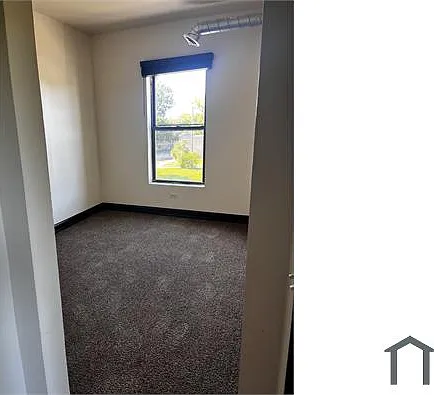 817 W 59th St #3 — Photo 15