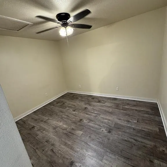 151 Hamilton Cir — Photo 9