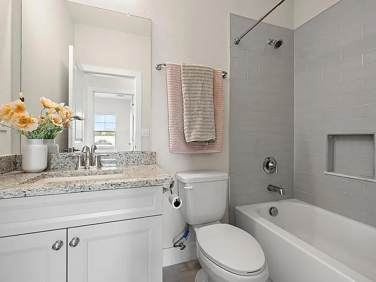 3120 W Azeele St #1 — Photo 21