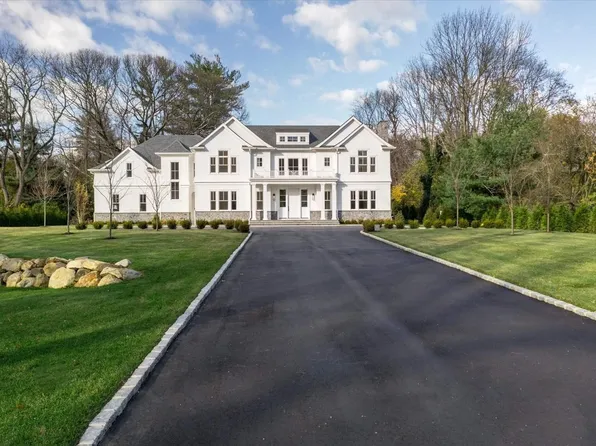 60 Harbor Lane, Roslyn Harbor, NY 11576