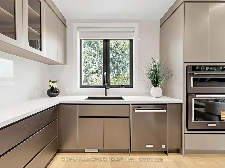 127 Banff Rd — Photo 17