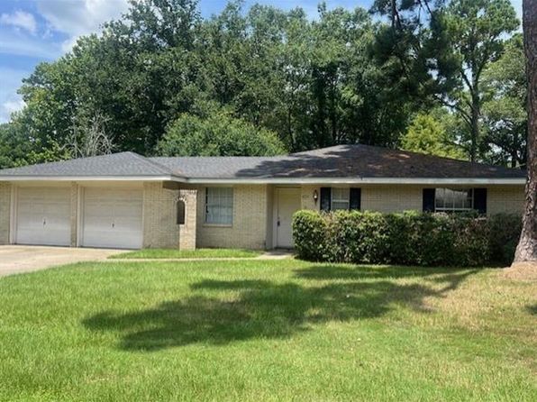 42120 Garden Dr
