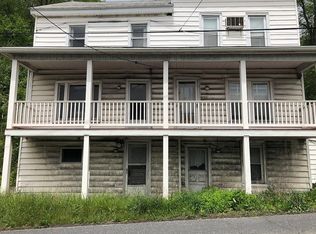 528 Mount Olive Blvd, Lost Creek, PA 17946