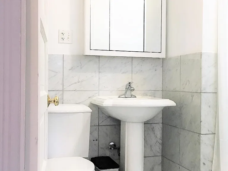 12 Oliver Rd #2 — Photo 18