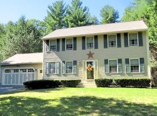 48 Hickory Rd, Hampstead, NH 03841