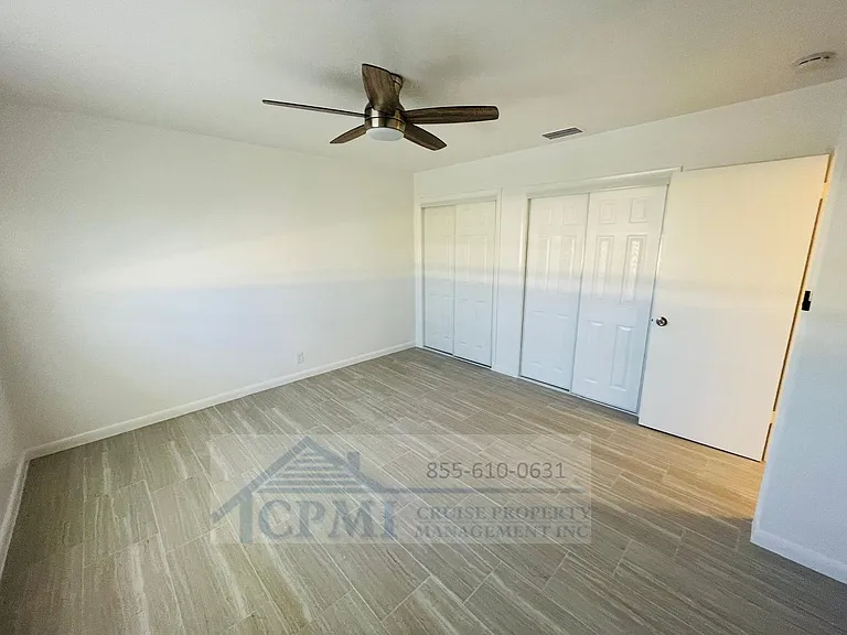 Ocean House - 360 Fiesta Ave Jupiter, FL 33469 — Photo 19