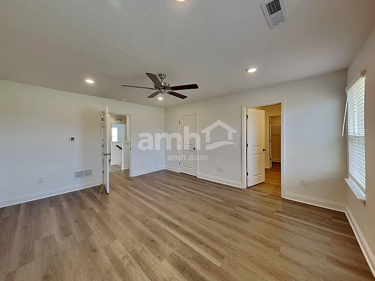 9184 Henley Ave — Photo 10