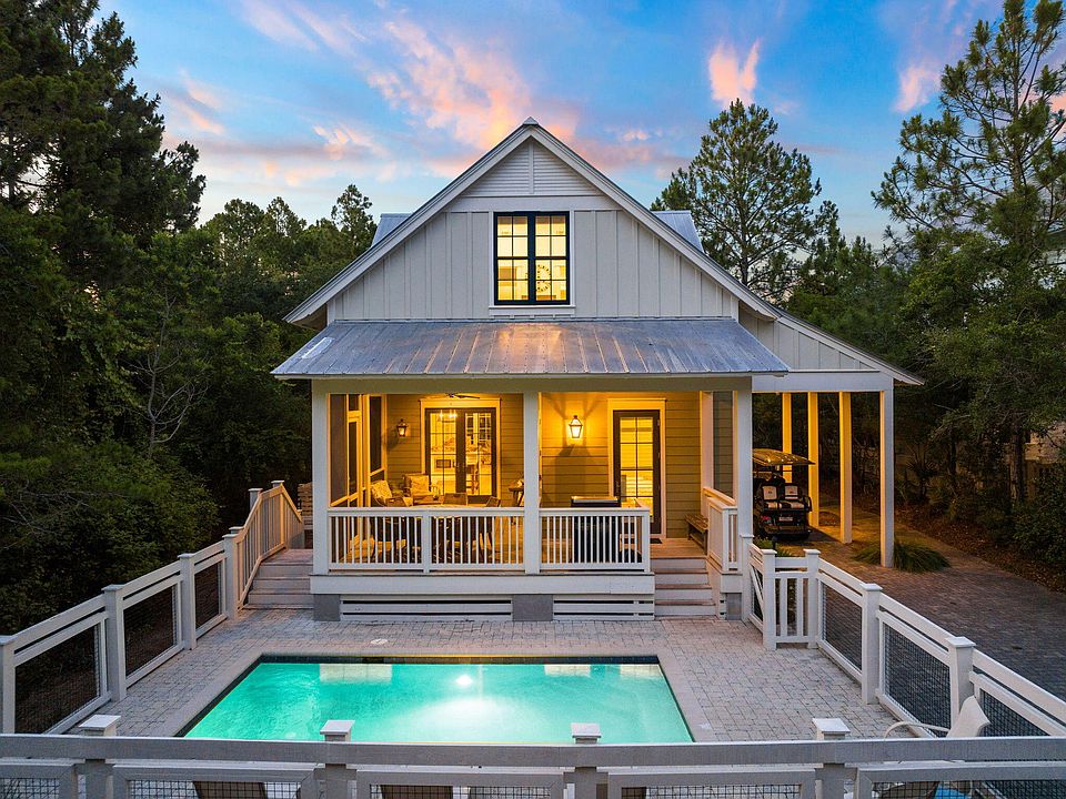 EMP サンセベリア Yard Pi Rune / SA389 Rune Large Wall Mount Lantern