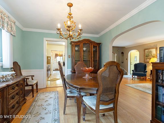 4th image of 5743 N Kingsdale Ave