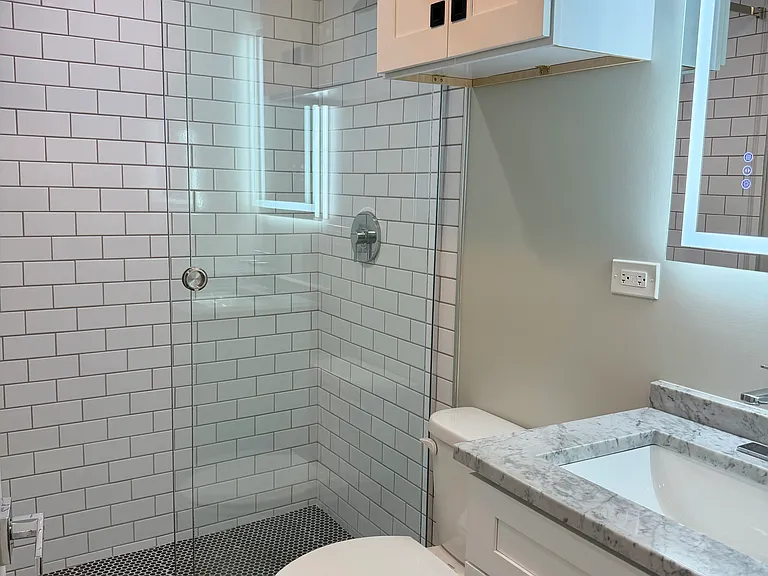 4730 W Grace St #1B — Photo 12