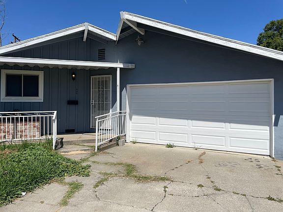 3rd image of 605 Tenaya Ave