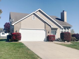 6022 Running Brook Ln, Fort Wayne, IN 46835