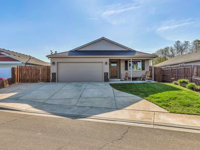 7406 27th St, White City, OR, 97503
