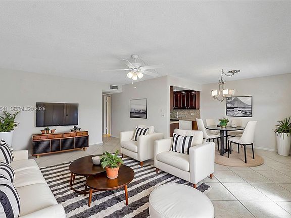 2nd image of 3116 Newport Dr #3116-U