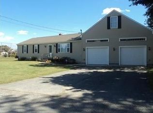 123 Highland Ave, Portsmouth, RI 02871