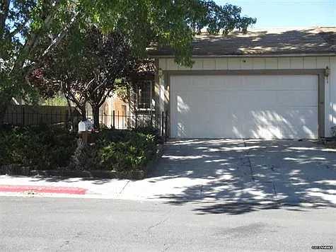 6571 Flower St photo 1