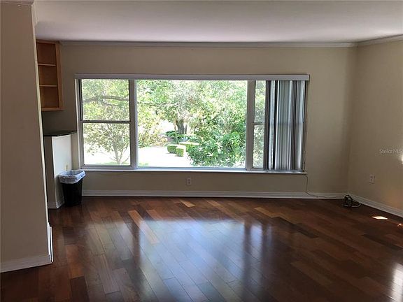 2nd image of 640 N Park Ave APT 29