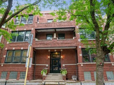 (Undisclosed Address), Chicago, IL, 60657