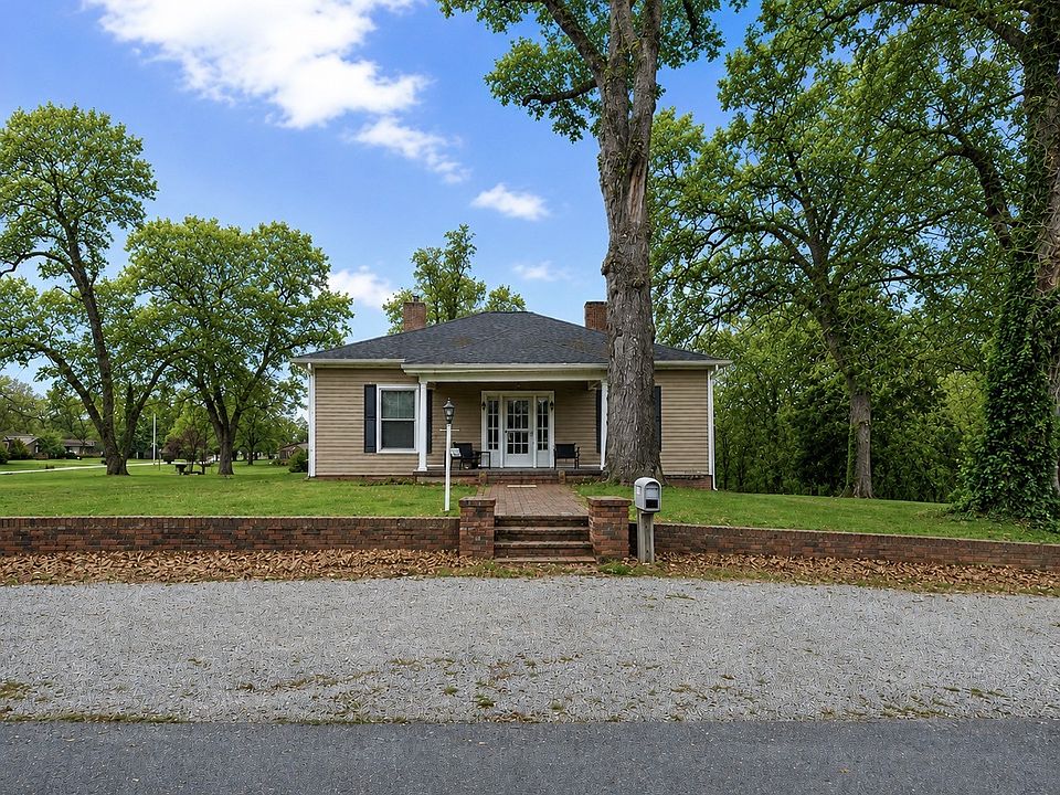 1st image of 2919 Old Clarksville Pike