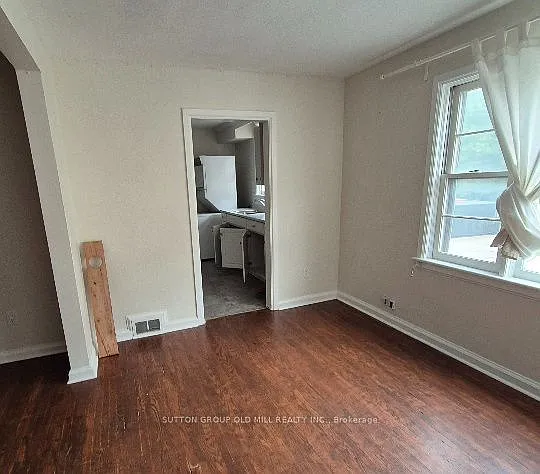 2355 Lakeshore Rd W #2 — Photo 7